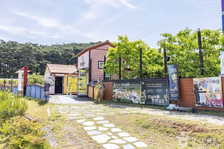 오마이갤러리 — 반려동물 동반 문화시설