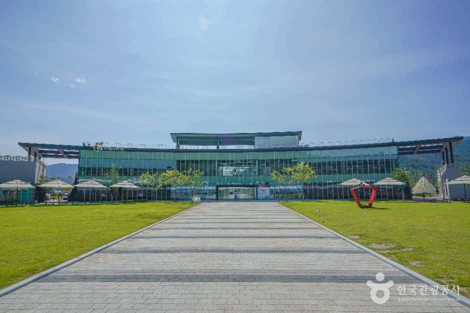 선샤인밀양테마파크 — 반려동물 동반 관광지