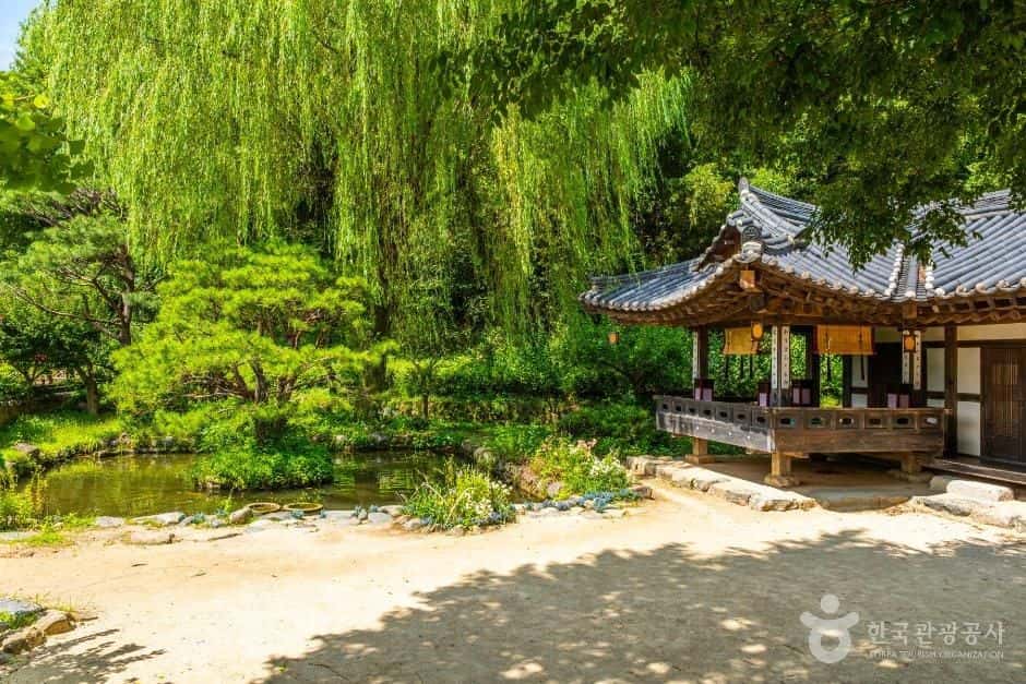 최참판댁 — 반려동물 동반 관광지