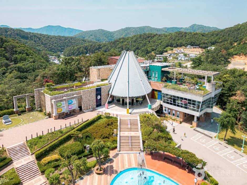 양평 황순원문학촌 소나기마을 — 반려동물 동반 관광지