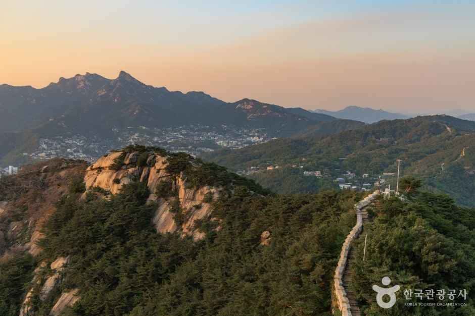 인왕산 — 반려동물 동반 관광지